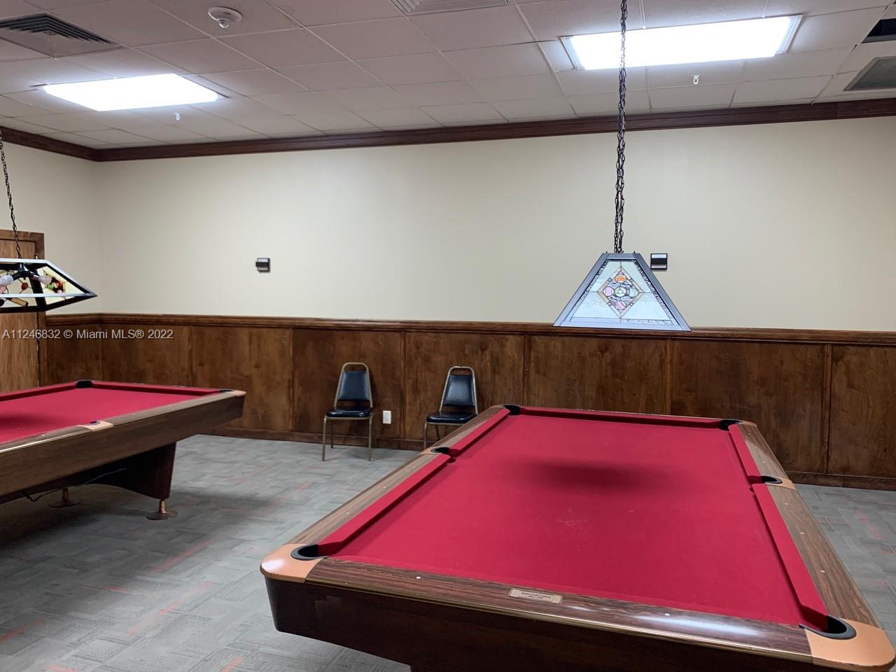 PARKER PLAZA ESTATES COND - Residential