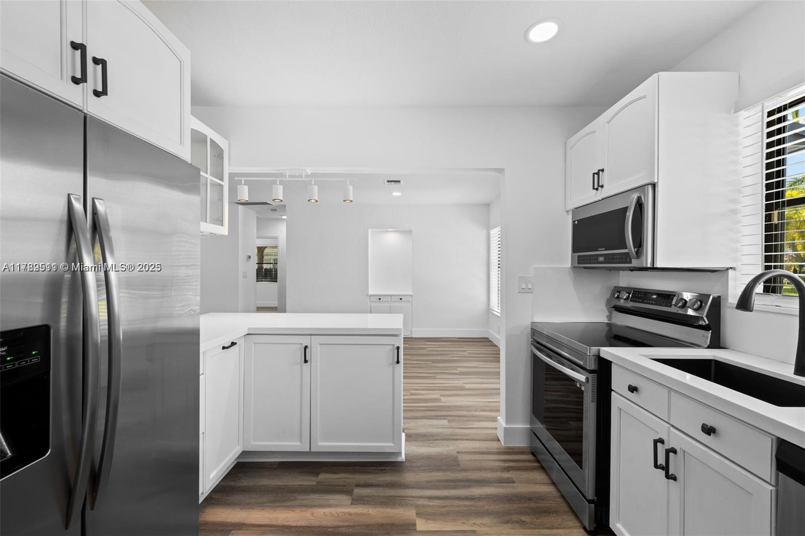 HOLLYWOOD HOMESITES REV P - Residential