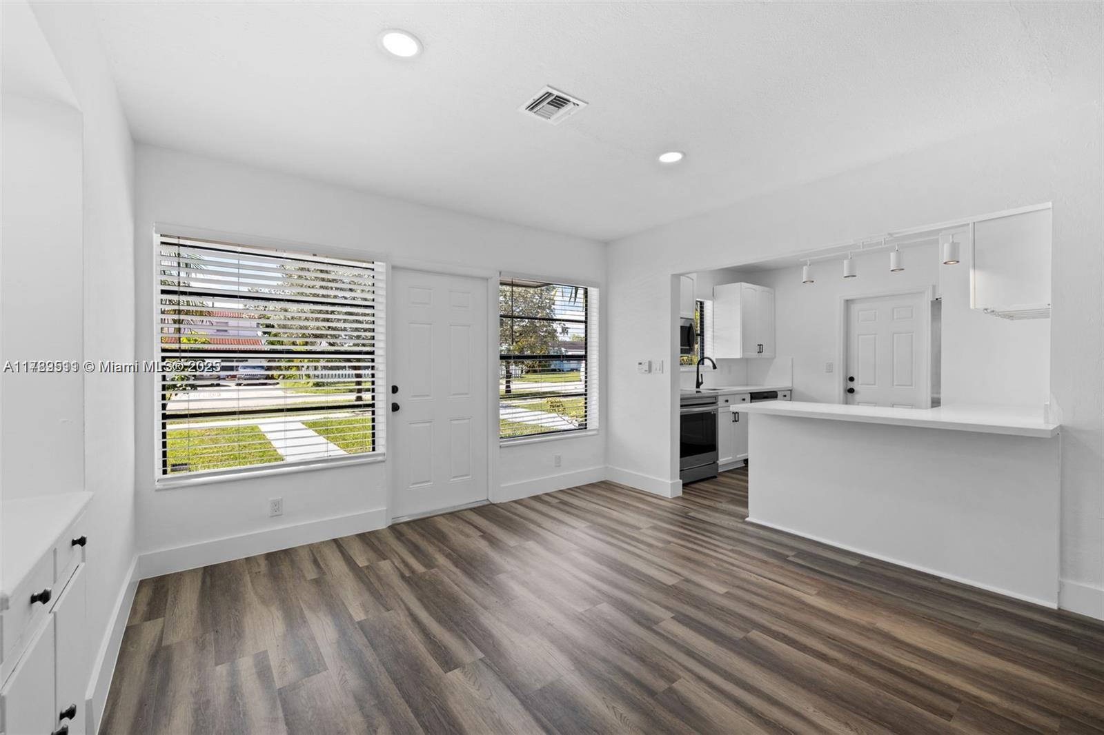HOLLYWOOD HOMESITES REV P - Residential