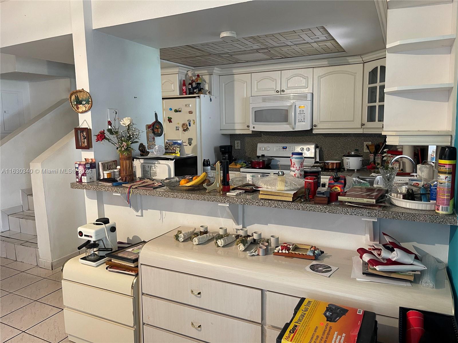 ABITARE VILLAS CONDO - Residential Lease