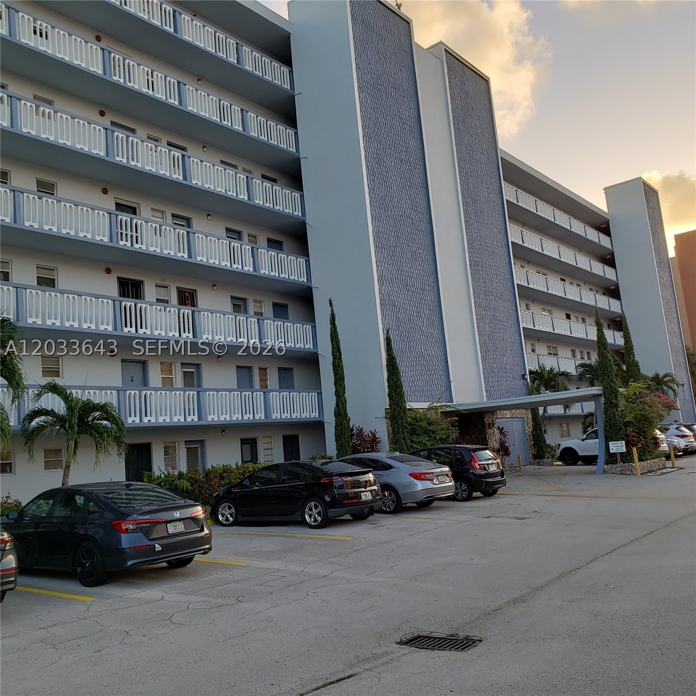 MEADOWBROOK TOWERS CONDO - Residential Lease