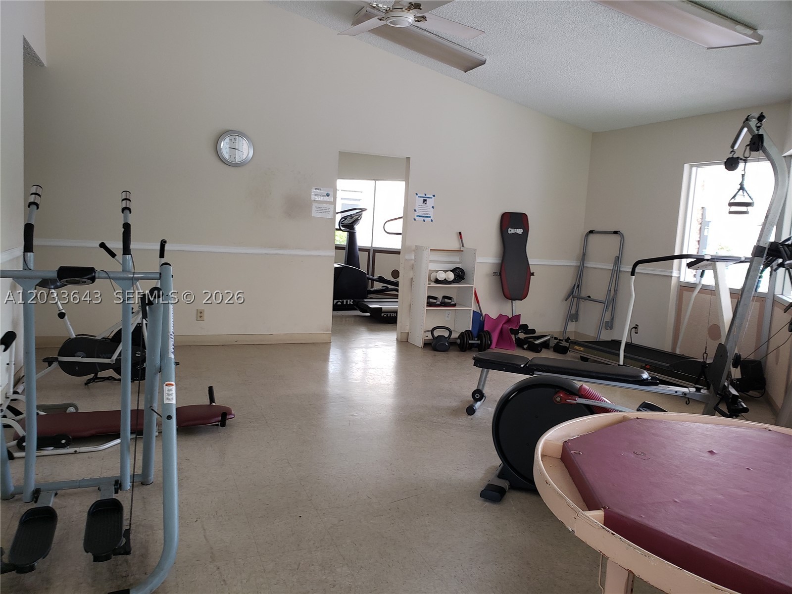MEADOWBROOK TOWERS CONDO - Residential Lease
