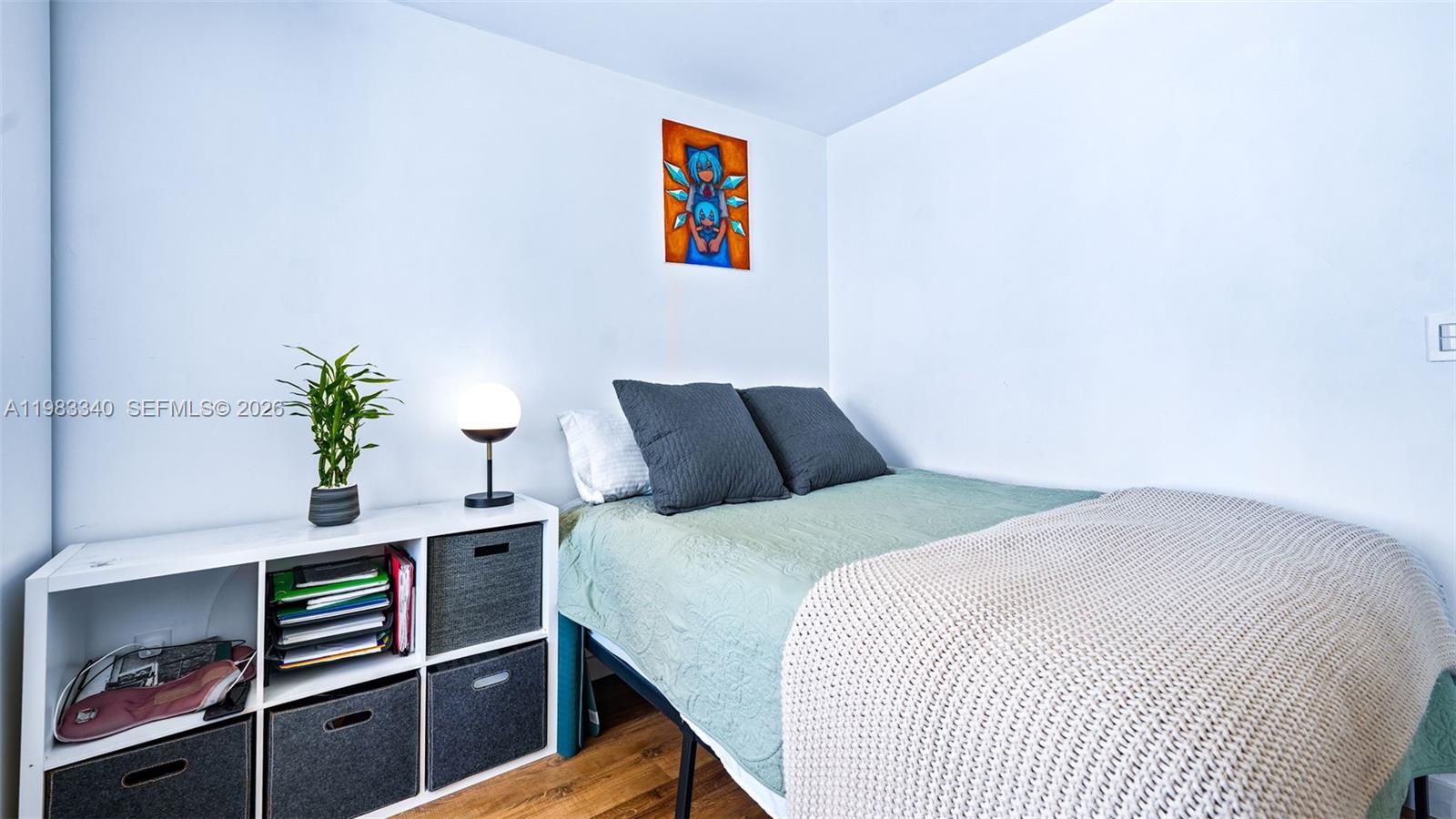 COMMODORE PLAZA CONDO - Residential