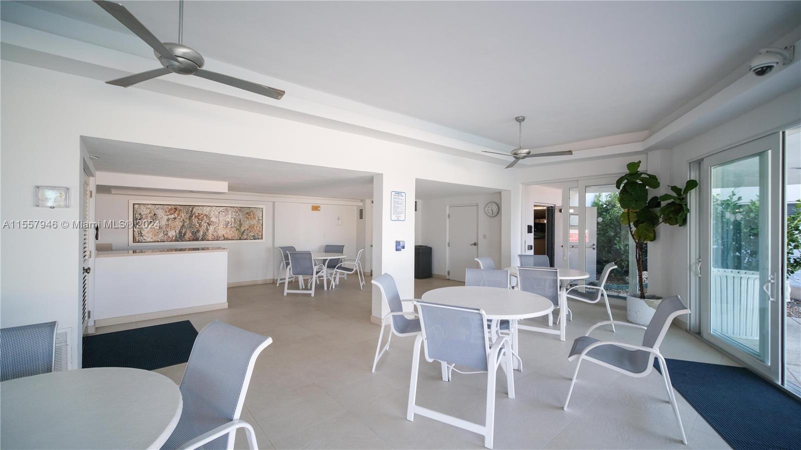 MAR-AZUL CONDO - Residential
