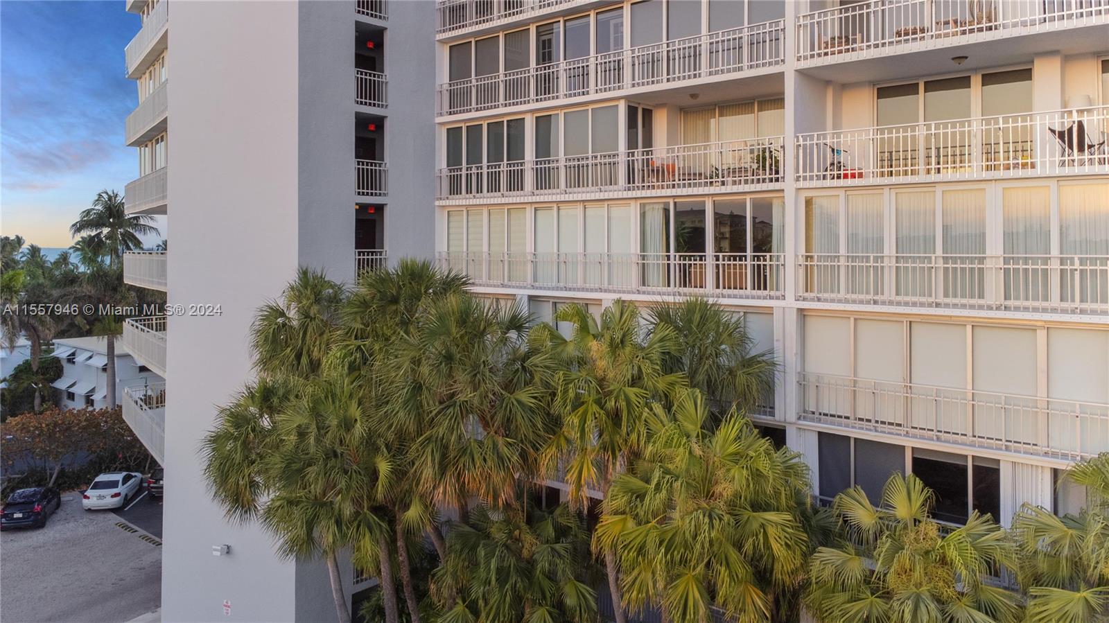 MAR-AZUL CONDO - Residential