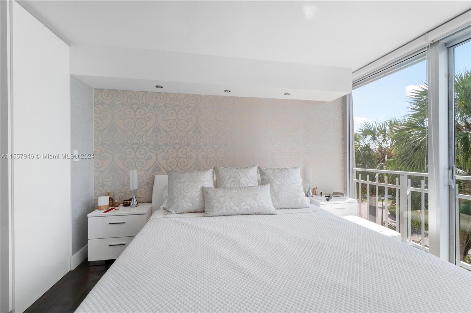 MAR-AZUL CONDO - Residential
