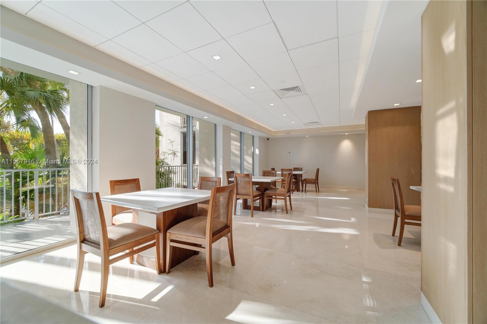 MAR-AZUL CONDO - Residential