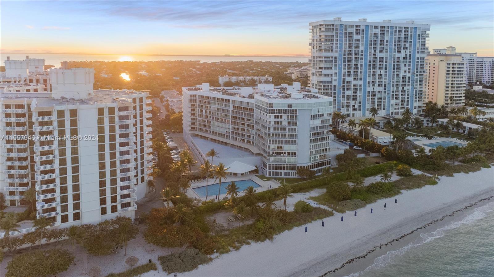 MAR-AZUL CONDO - Residential