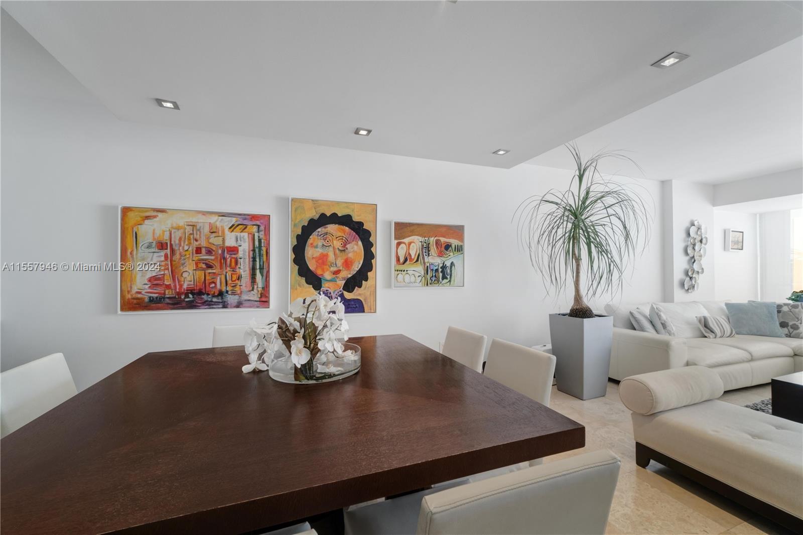 MAR-AZUL CONDO - Residential
