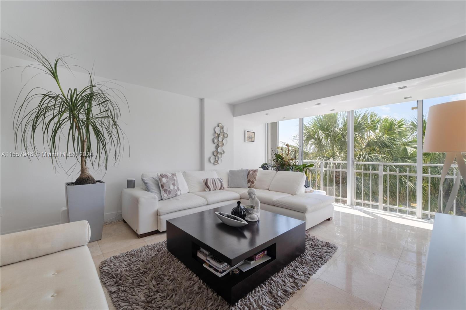 MAR-AZUL CONDO - Residential
