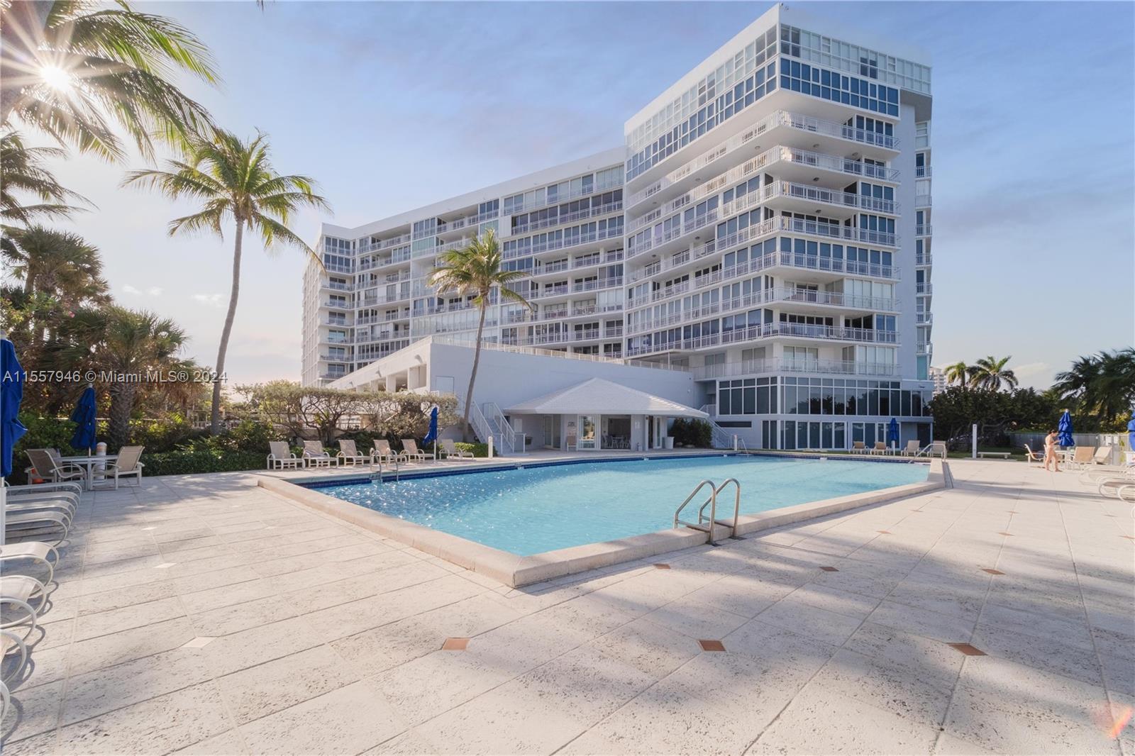 MAR-AZUL CONDO - Residential