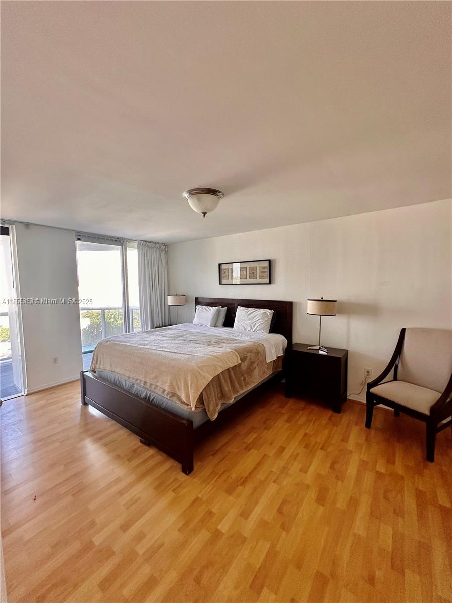 LA GORCE PALACE CONDO - Residential