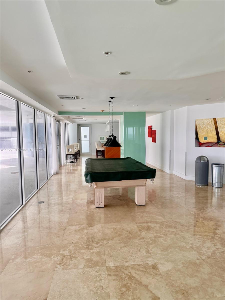 LA GORCE PALACE CONDO - Residential