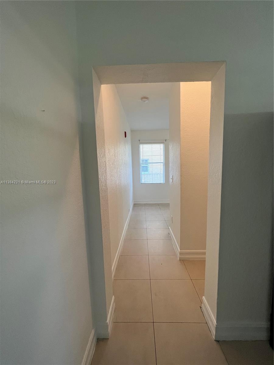 THE BAYLISS CONDO - Residential Lease