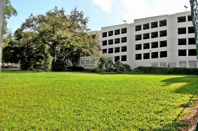 MIAMI NORTH - Land