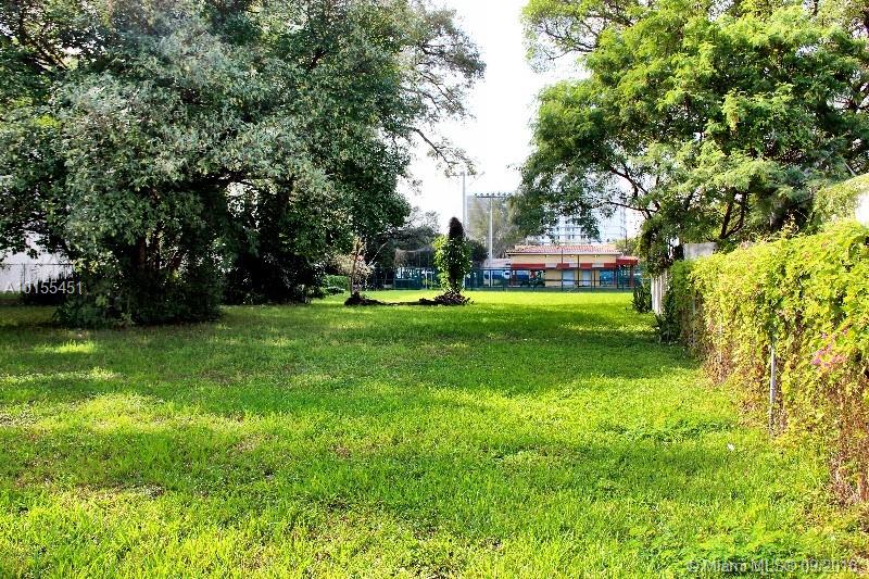 MIAMI NORTH - Land