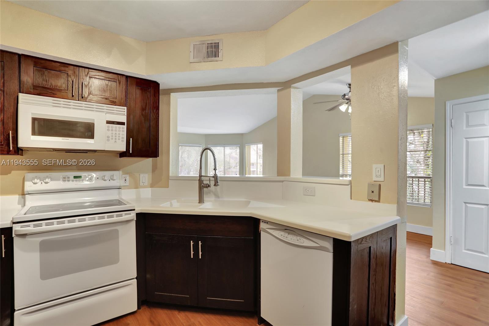 SAILBOAT POINTE CONDO - Residential