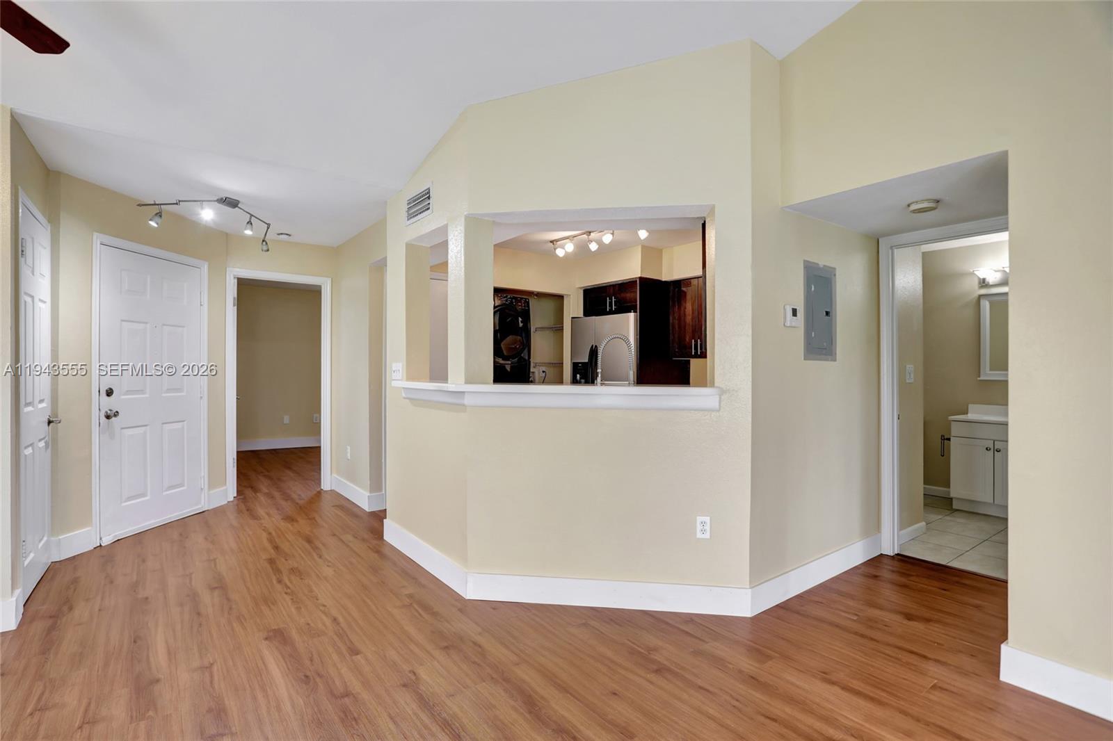 SAILBOAT POINTE CONDO - Residential