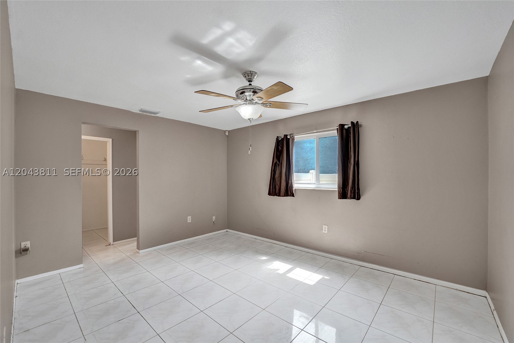 SUNRISE GOLF VILLAGE - Residential