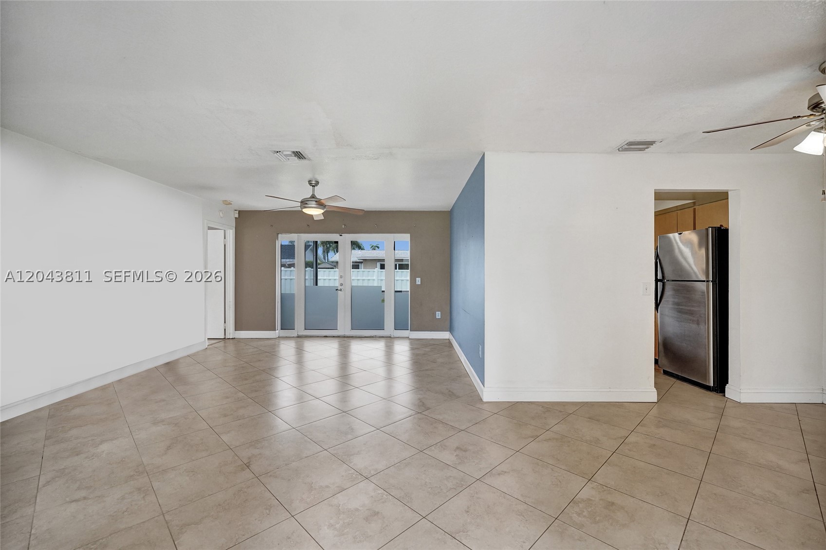 SUNRISE GOLF VILLAGE - Residential