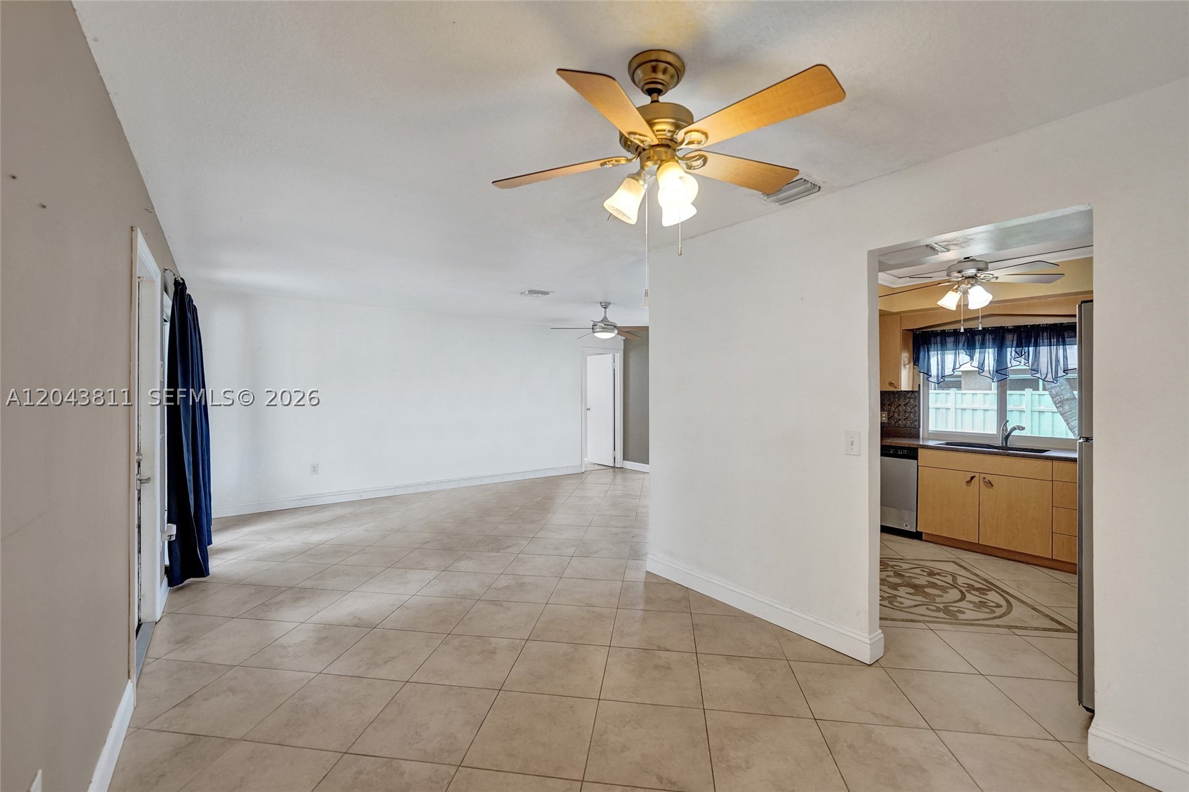 SUNRISE GOLF VILLAGE - Residential