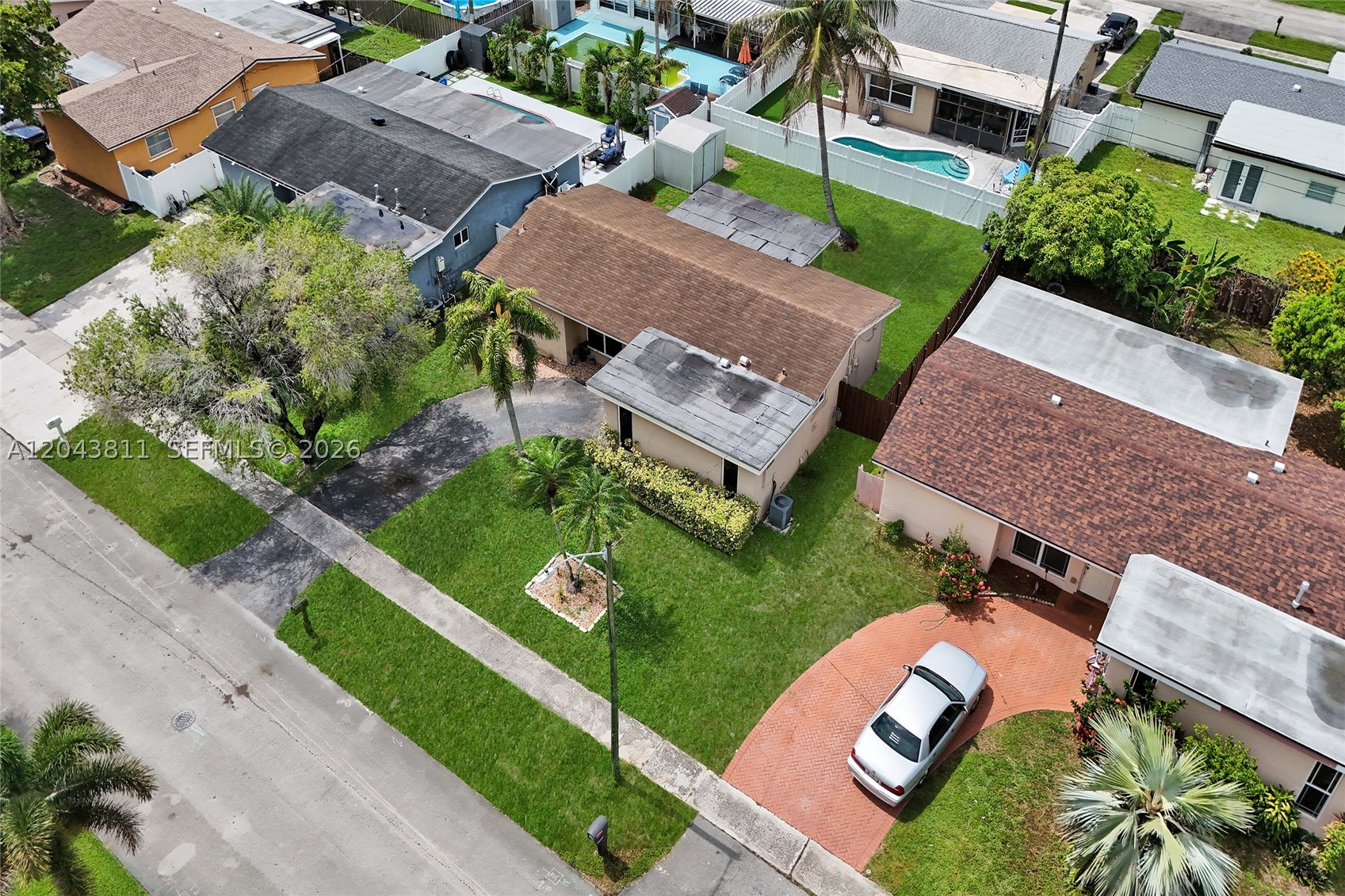 SUNRISE GOLF VILLAGE - Residential