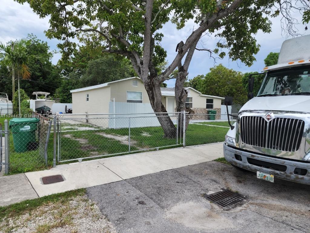 AVOCADO ESTATES - Residential