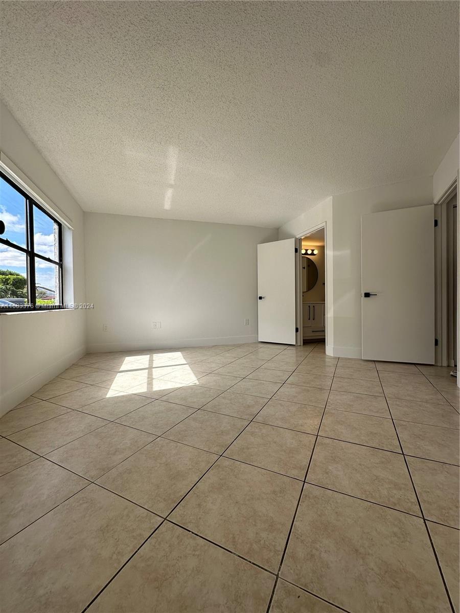 BLEAU FONTAINE CONDO #3 - Residential Lease
