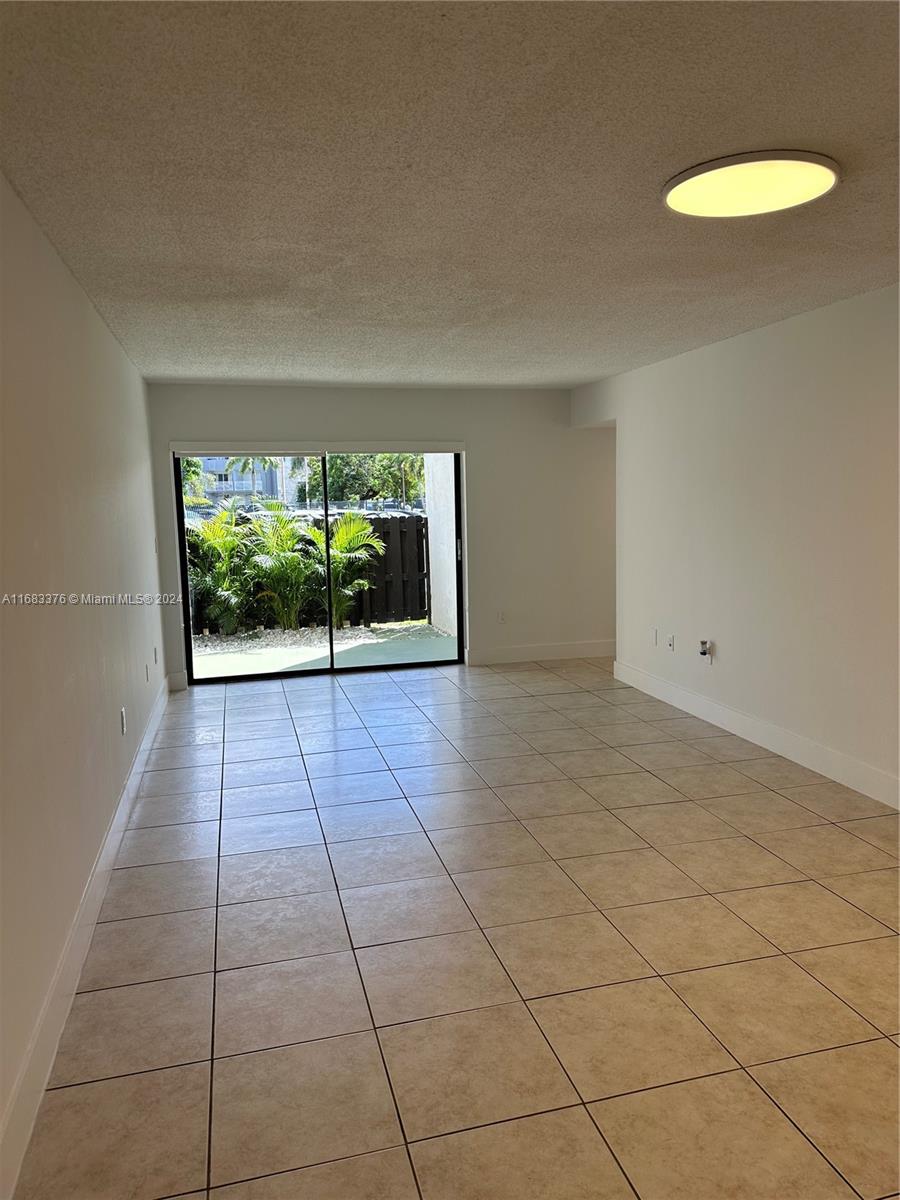 BLEAU FONTAINE CONDO #3 - Residential Lease
