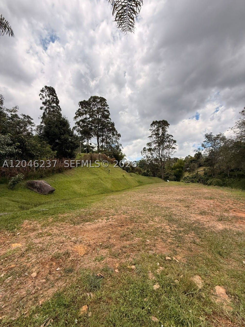 SENDEROS DE QUIRAMA 1 - Land