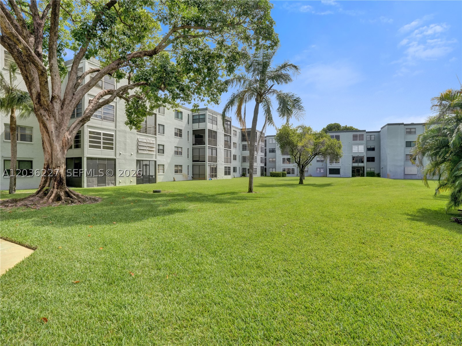 ISLE OF SANDALFOOT CONDO - Residential