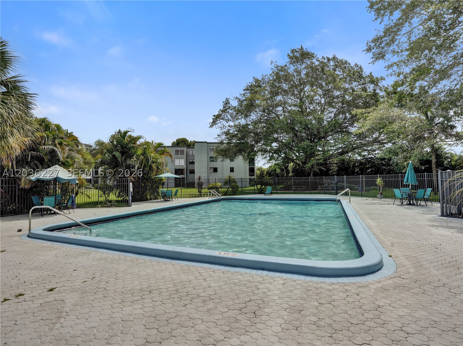 ISLE OF SANDALFOOT CONDO - Residential