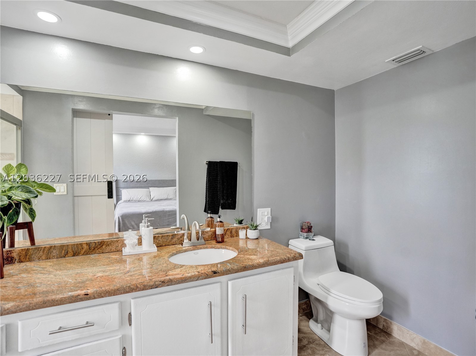 ISLE OF SANDALFOOT CONDO - Residential
