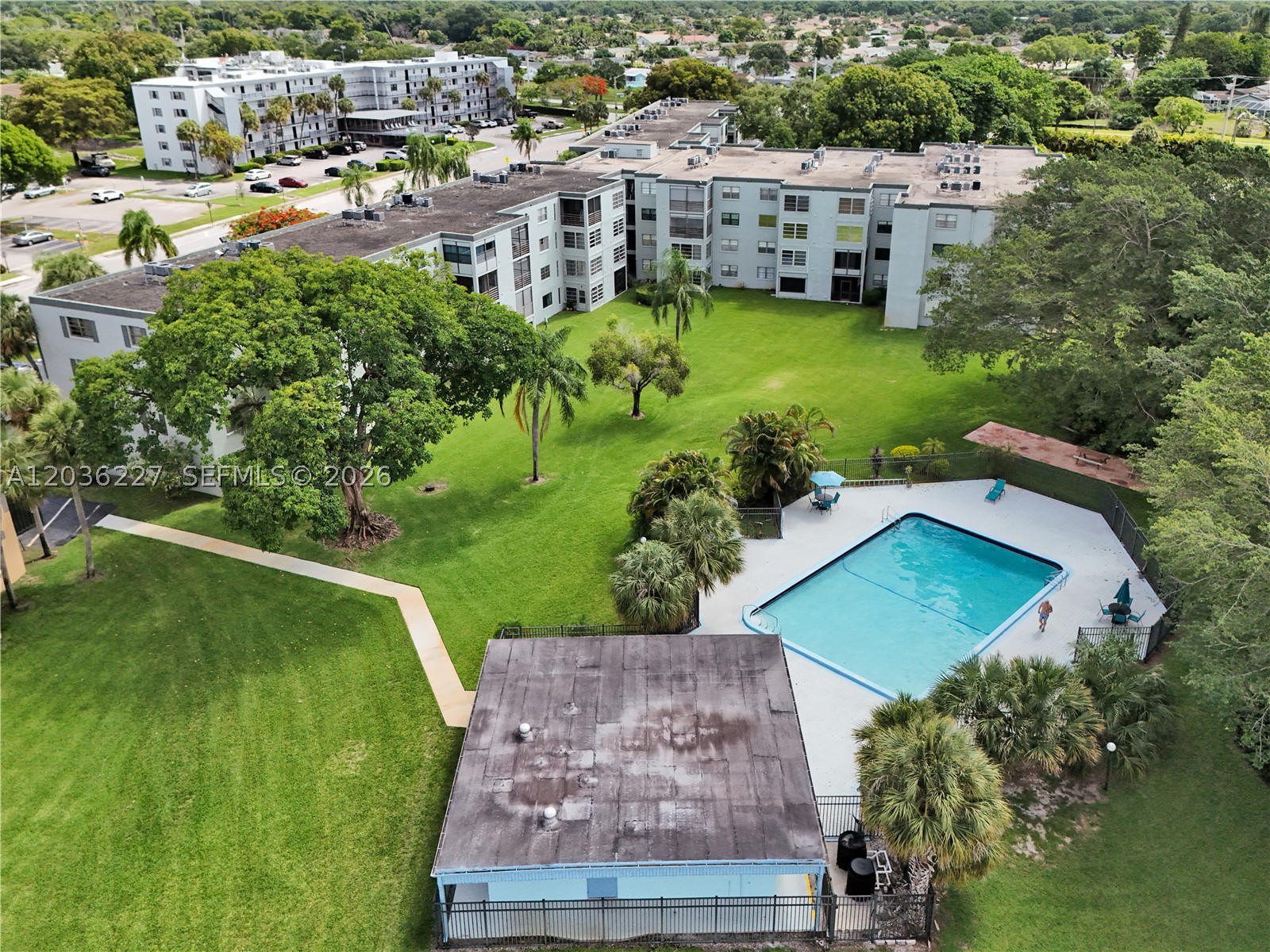 ISLE OF SANDALFOOT CONDO - Residential