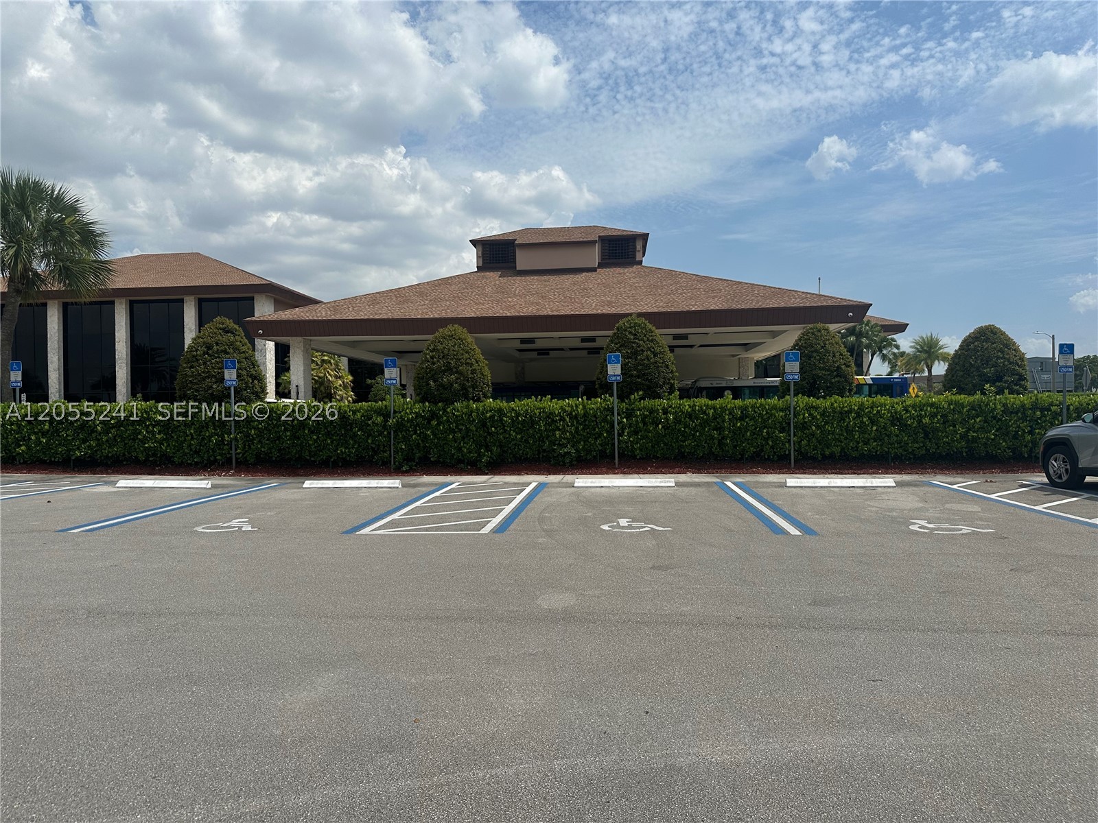 CAMBRIDGE AT CENTURY VILL - Residential
