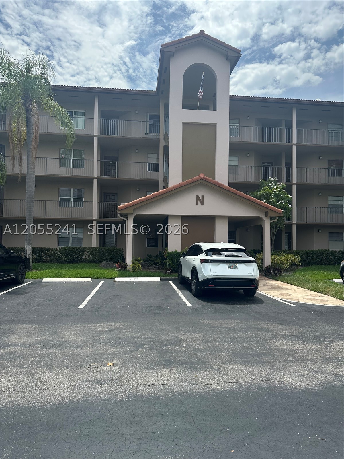 CAMBRIDGE AT CENTURY VILL - Residential
