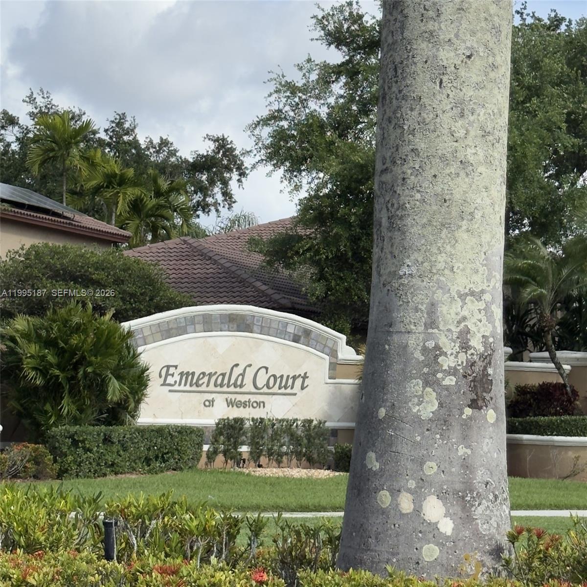 EMERALD COURTS - OPAL CRE - Residential