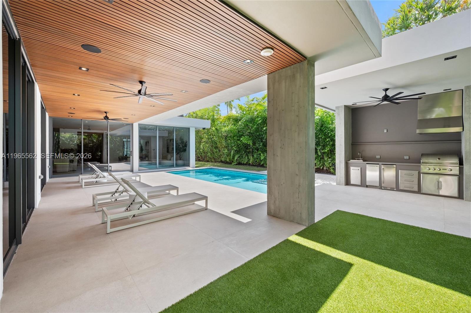 BAY HEIGHTS - Residential