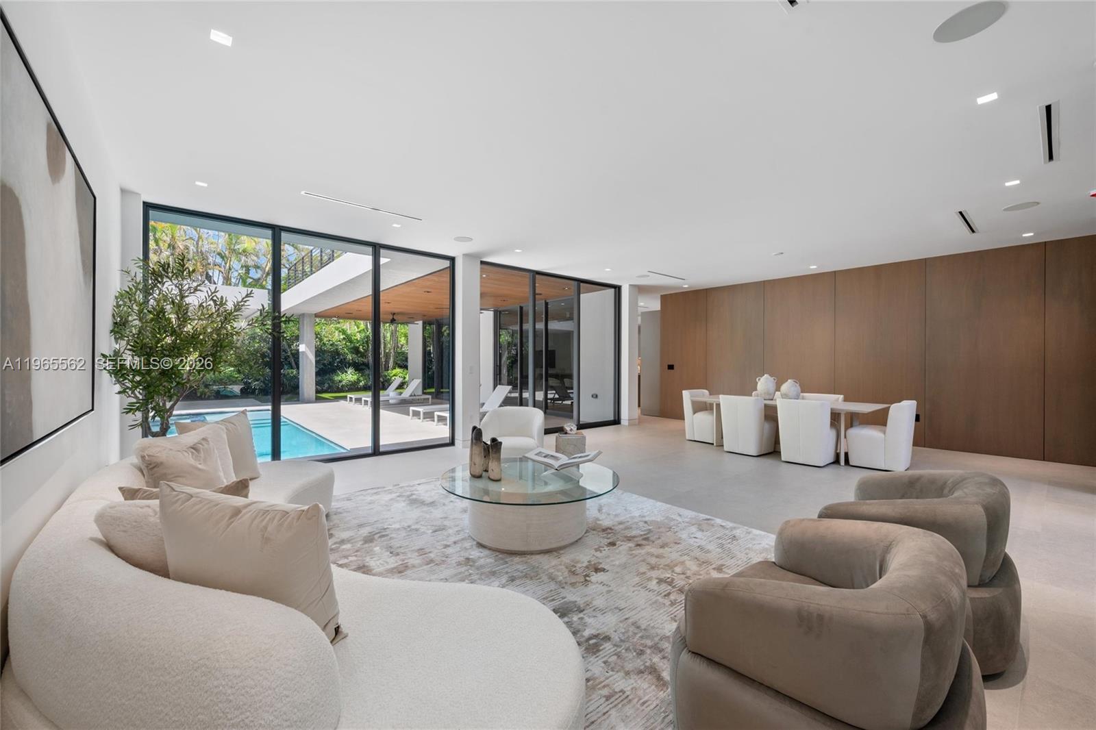 BAY HEIGHTS - Residential