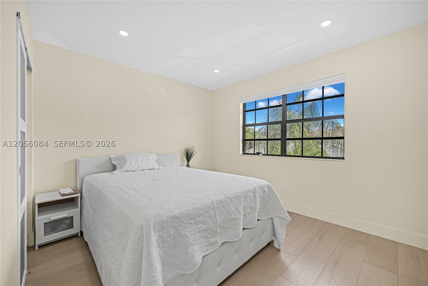 PEMBROKE POINTE SECTION T - Residential