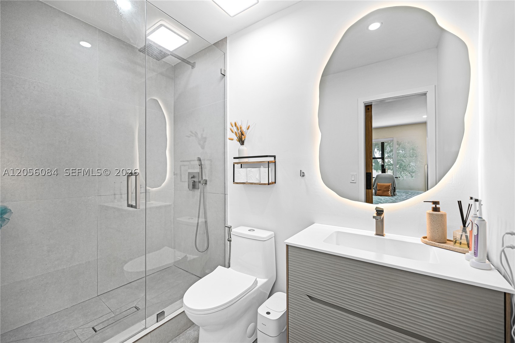 PEMBROKE POINTE SECTION T - Residential