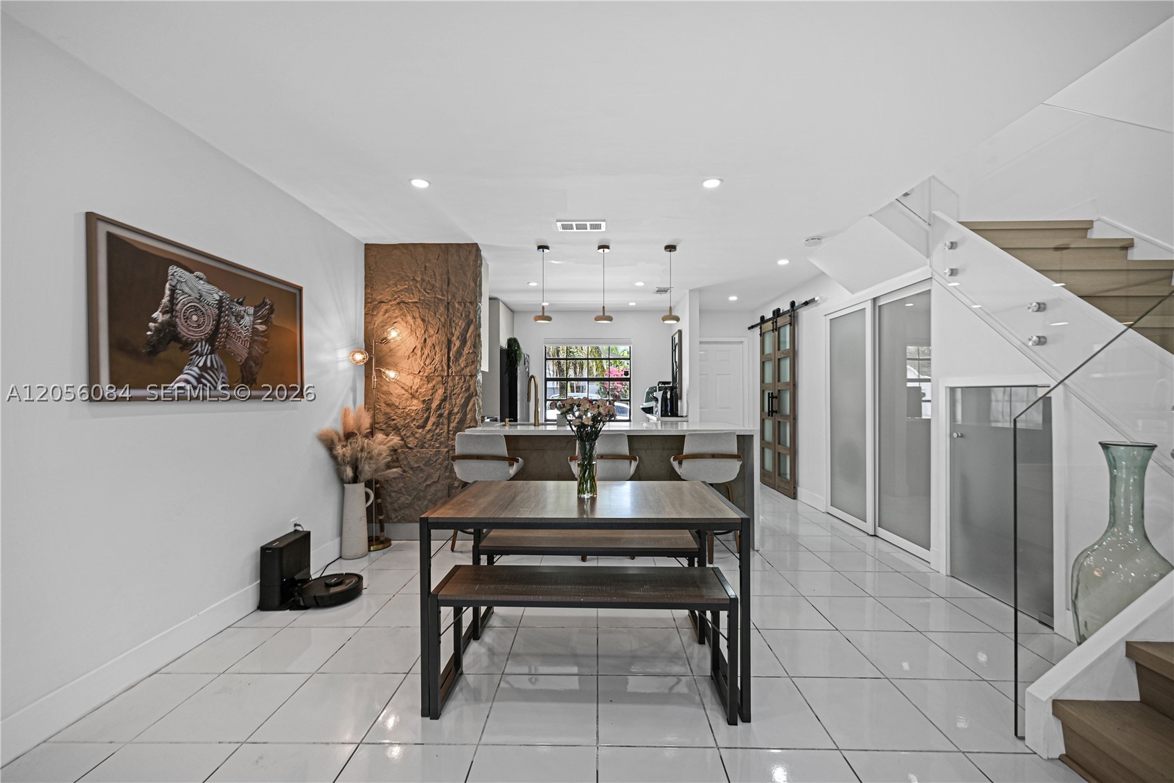 PEMBROKE POINTE SECTION T - Residential