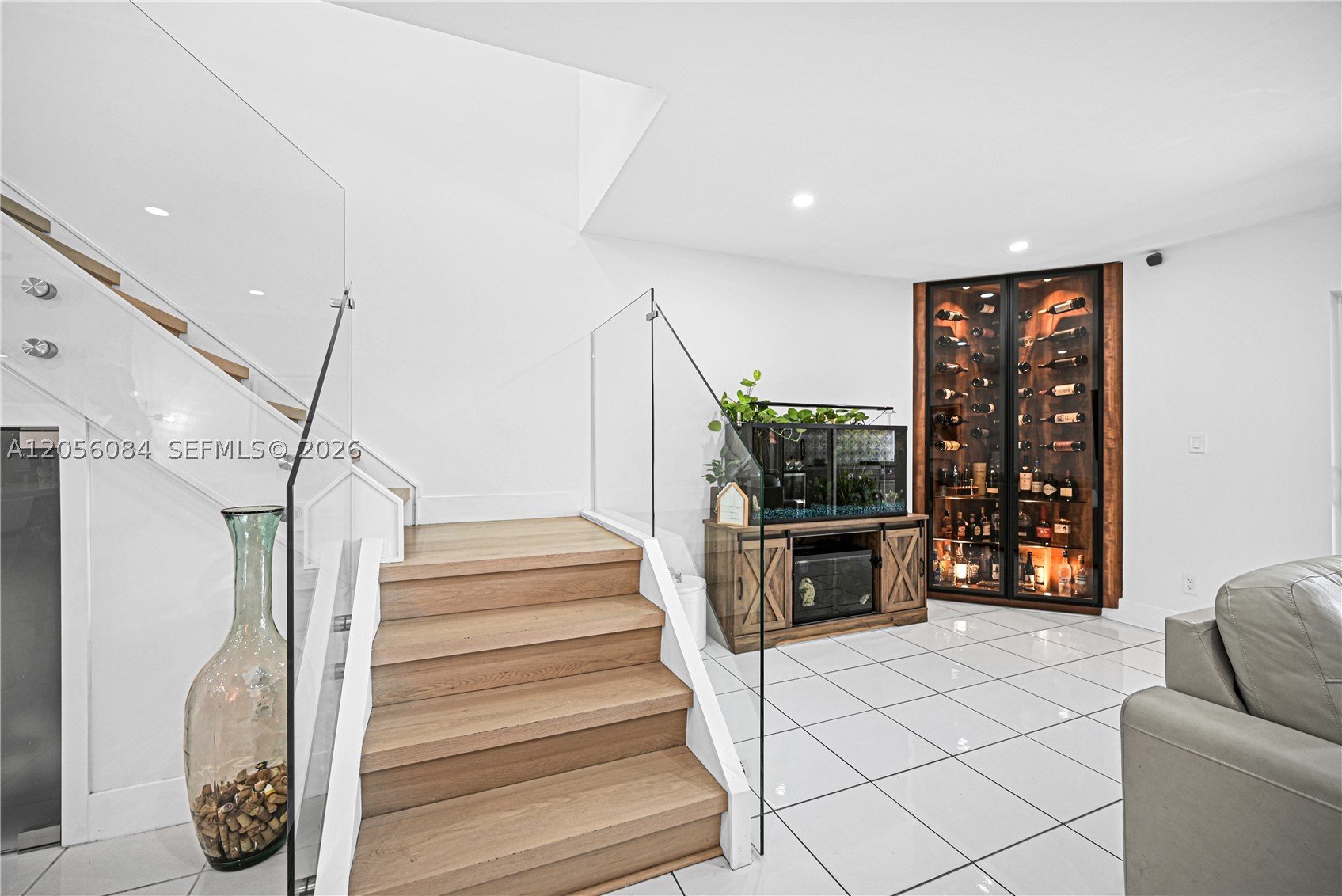 PEMBROKE POINTE SECTION T - Residential