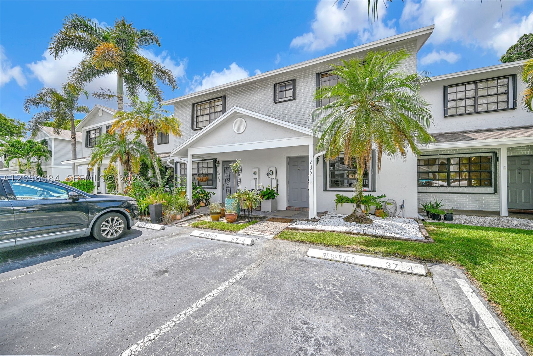 PEMBROKE POINTE SECTION T - Residential