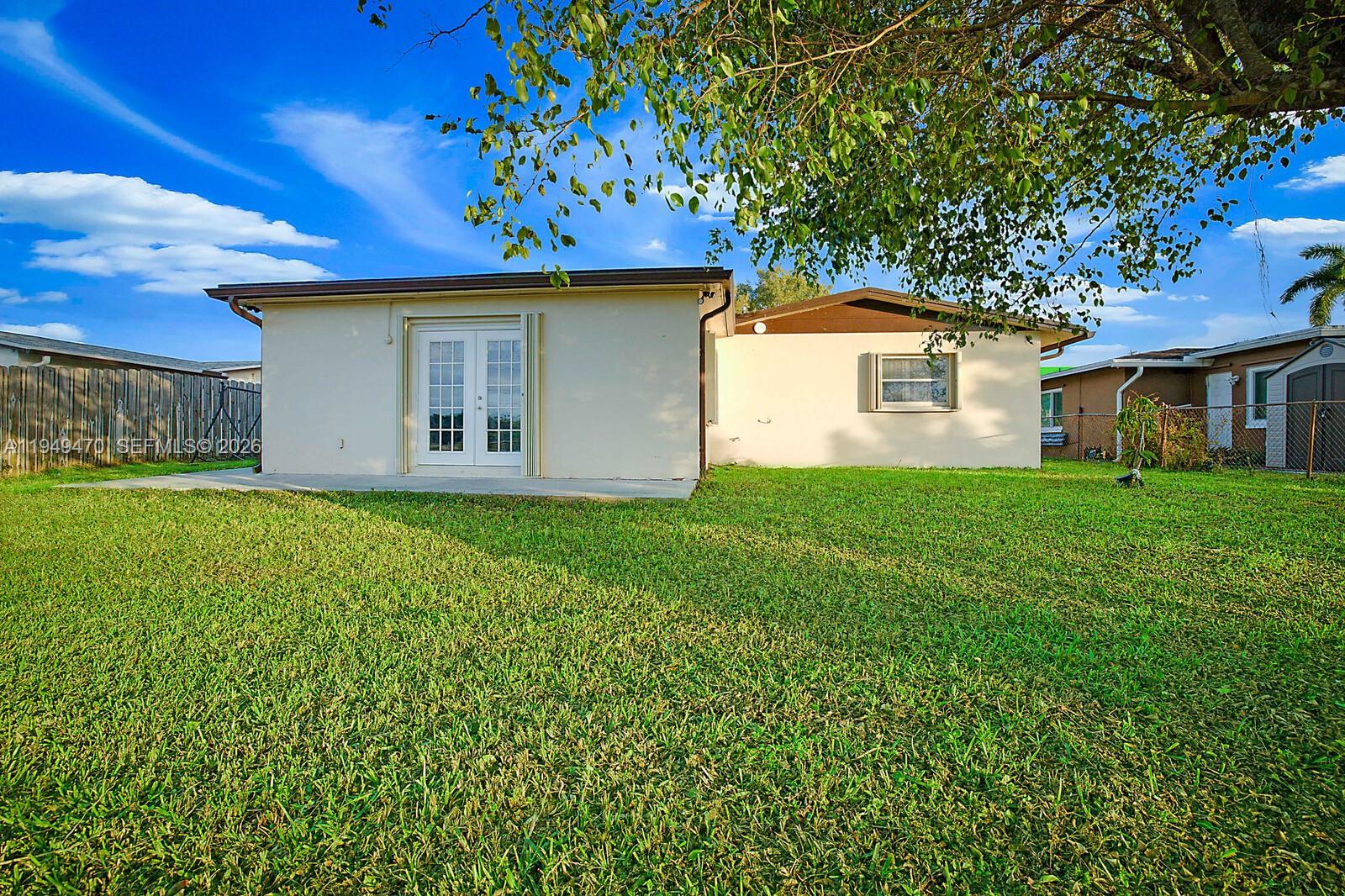 RAINBOW LAKES - Residential