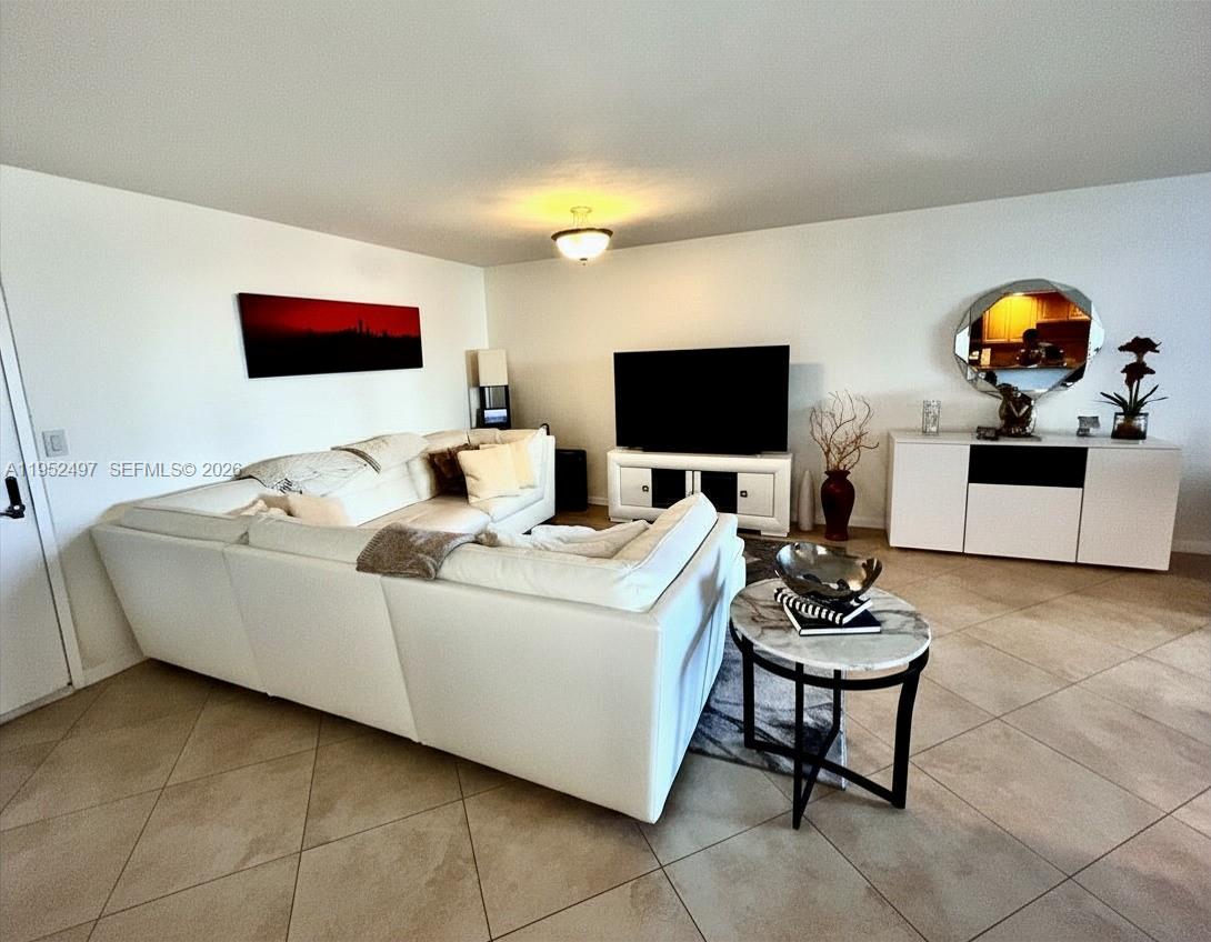 THE RIVIERA CONDO - Residential