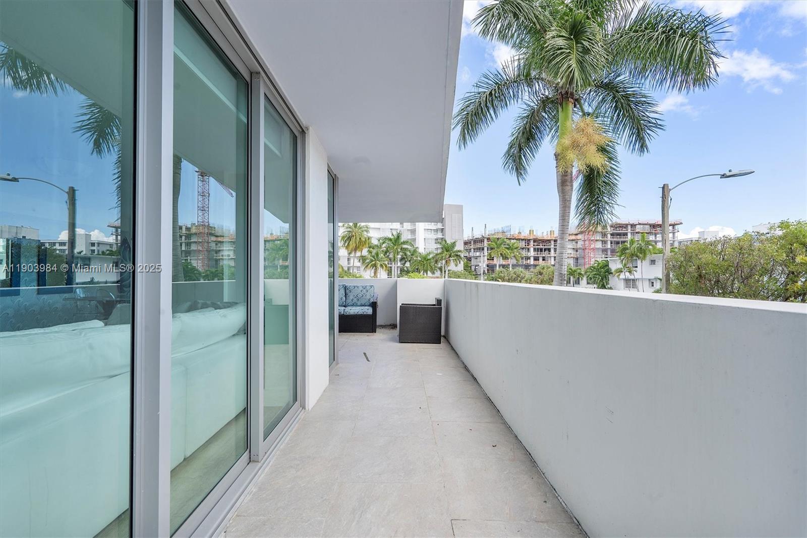 THE PALMS CONDO - Residential