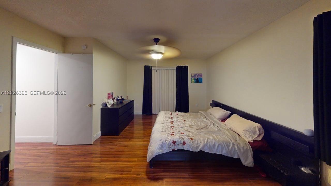 LAKES OF THE MEADOW SEC 4 - Residential