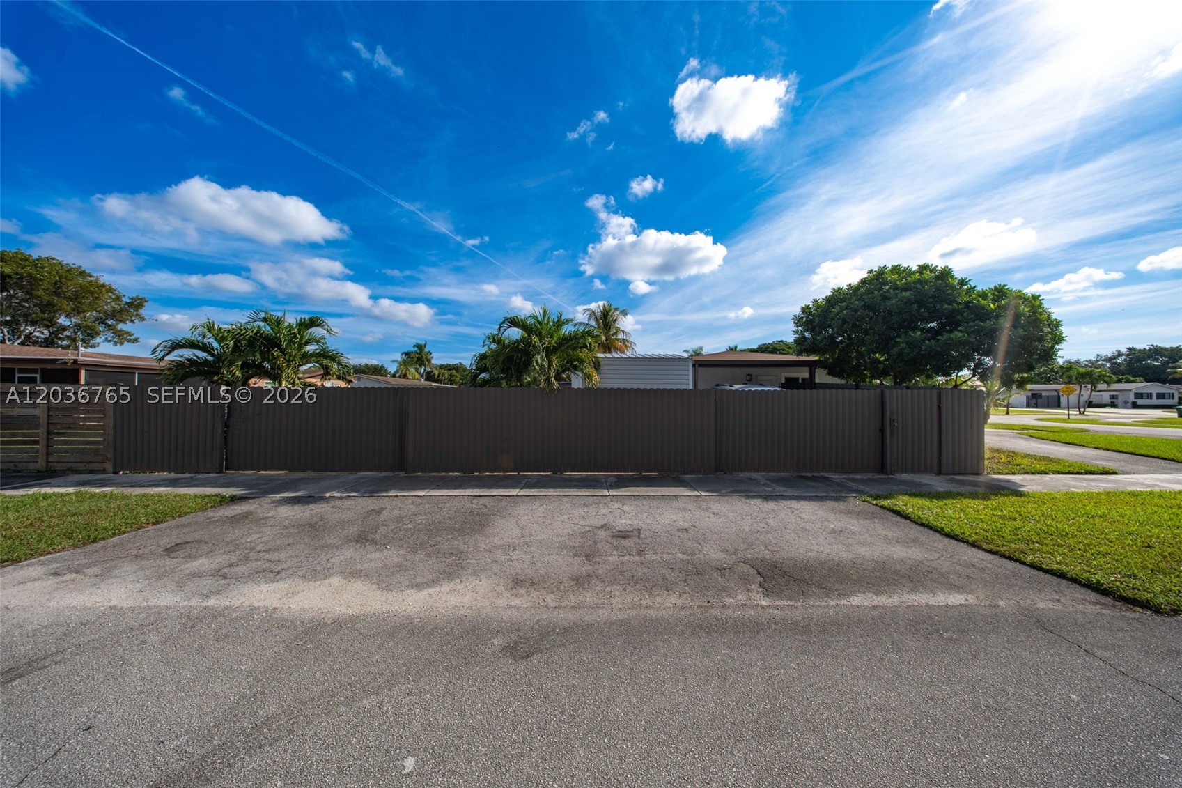 KENDALE SEC 1 - Residential