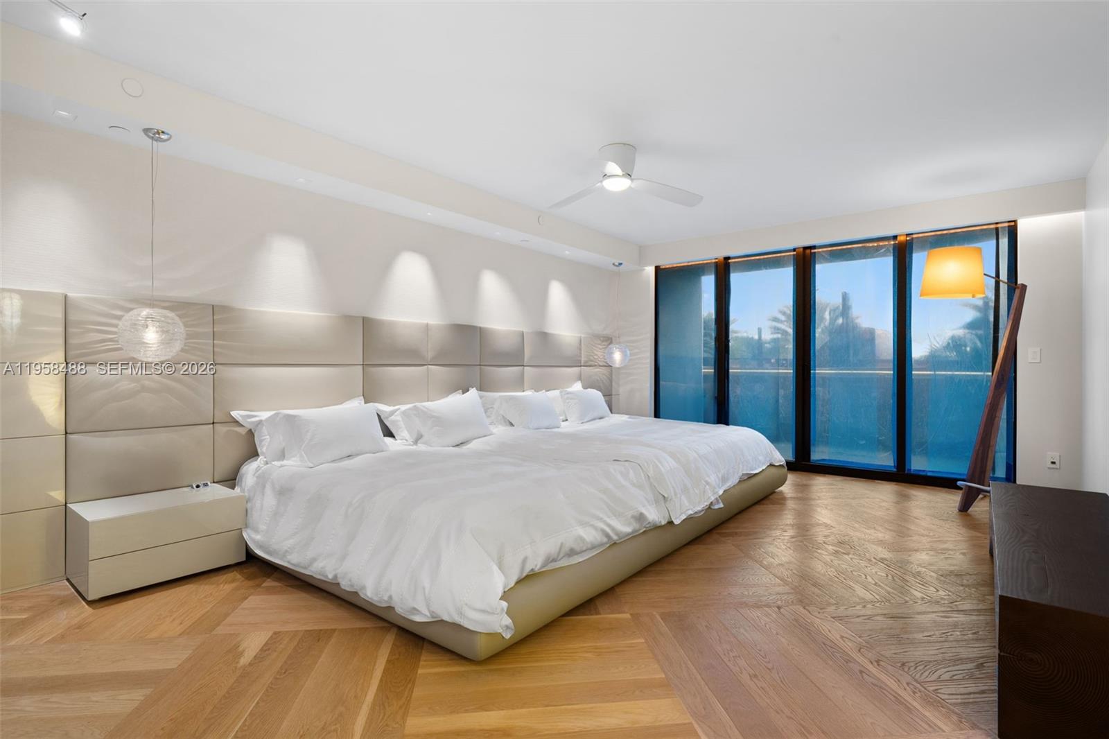 BAL HARBOUR TOWER CONDO - Residential